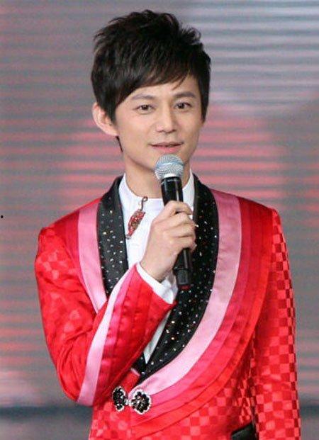 何炅娱乐爆料视频大全最新,揭秘明星幕后故事与精彩瞬间