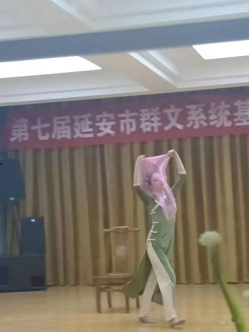 雷思琪的老公,揭秘他的事业与家庭生活