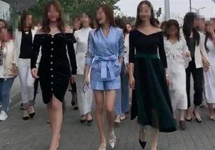 4s店美女销售丝袜,4S店美女销售员的时尚魅力展示