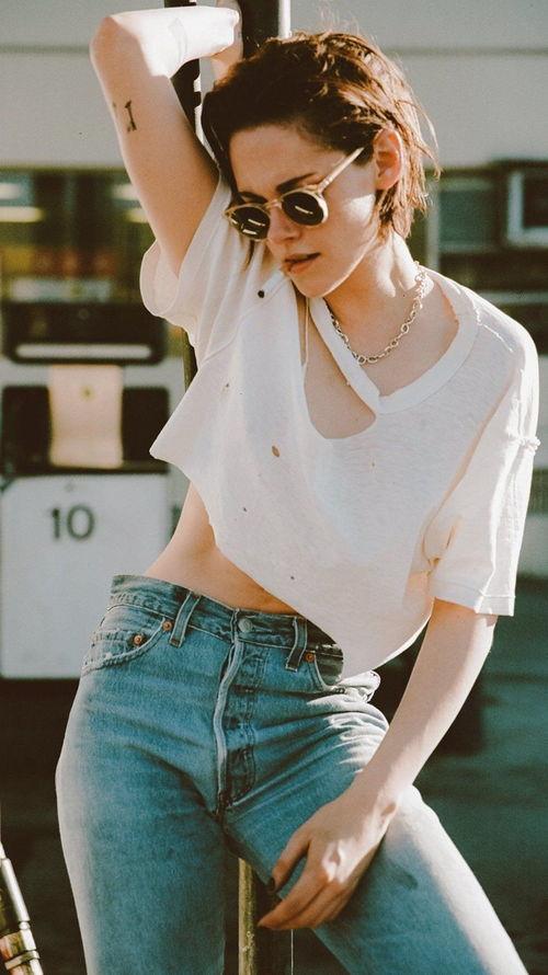 中出 痉挛 高潮 无码,揭秘高潮痉挛的无码奥秘